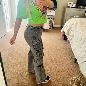 Black wash cargo jeans